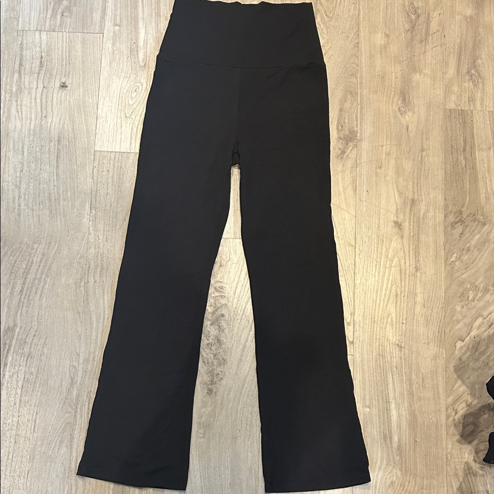 Quince Maternity Stretch flare legging XS